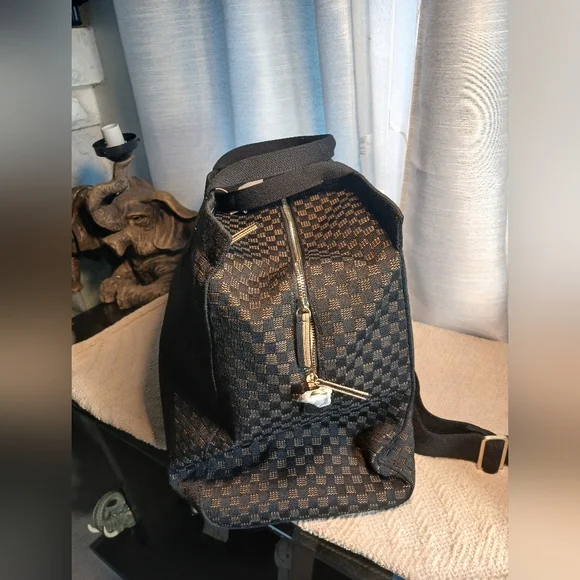 Rothy’s The Weekender in Night Song - Picture 2 of 6